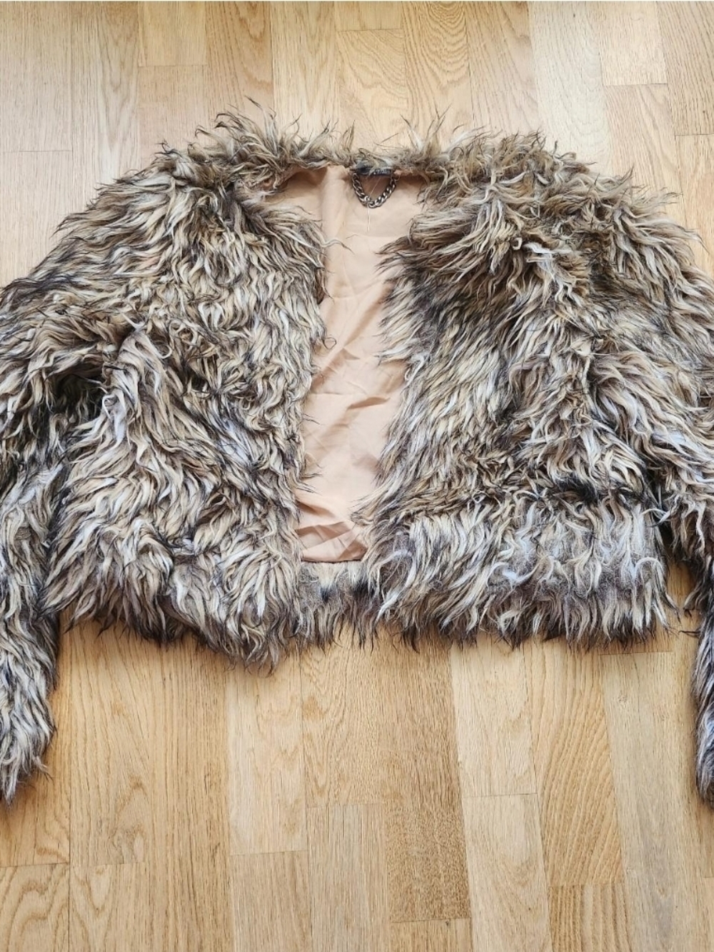 Sparkle & Fade
Mix faux fur jacket